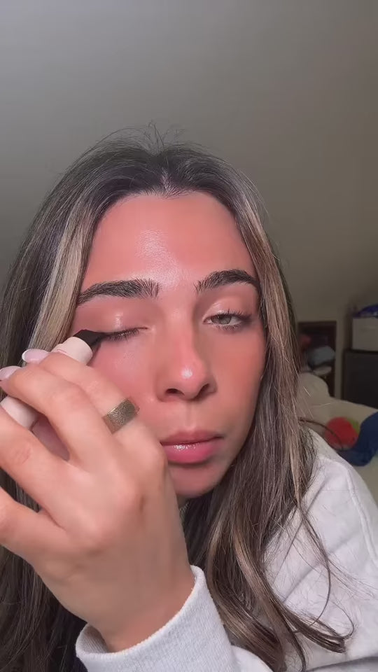 eyeliner-stamp